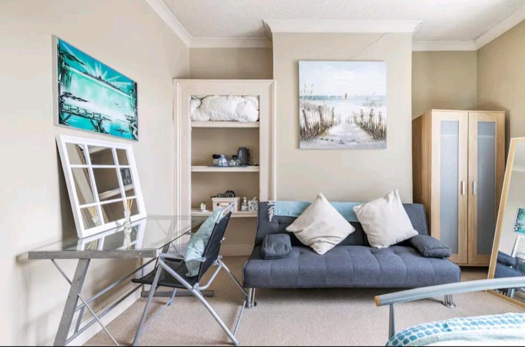 The Mews - Less Than 1Km To City Centre - Stadium - Castle - 10 Min Walk Cardiff Zewnętrze zdjęcie